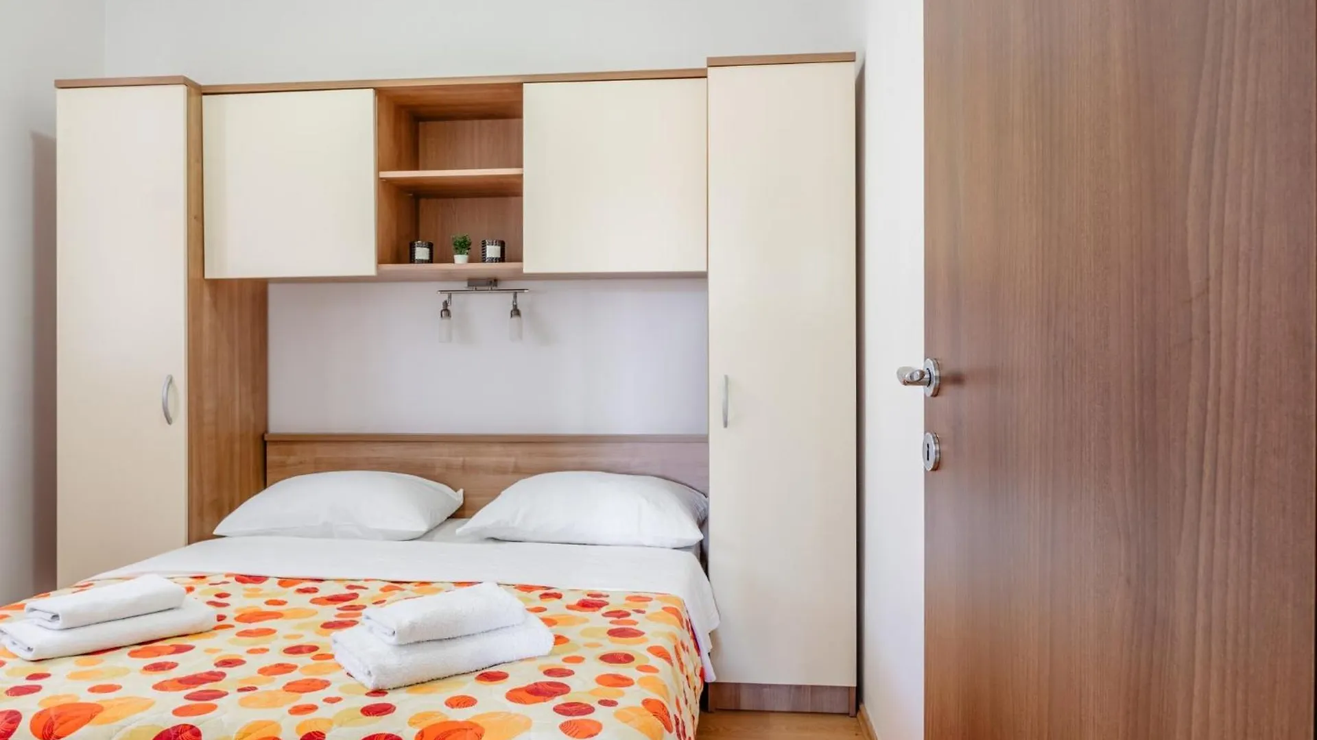 Apartments Krslovic Privlaka  0*, Privlaka (Zadar)