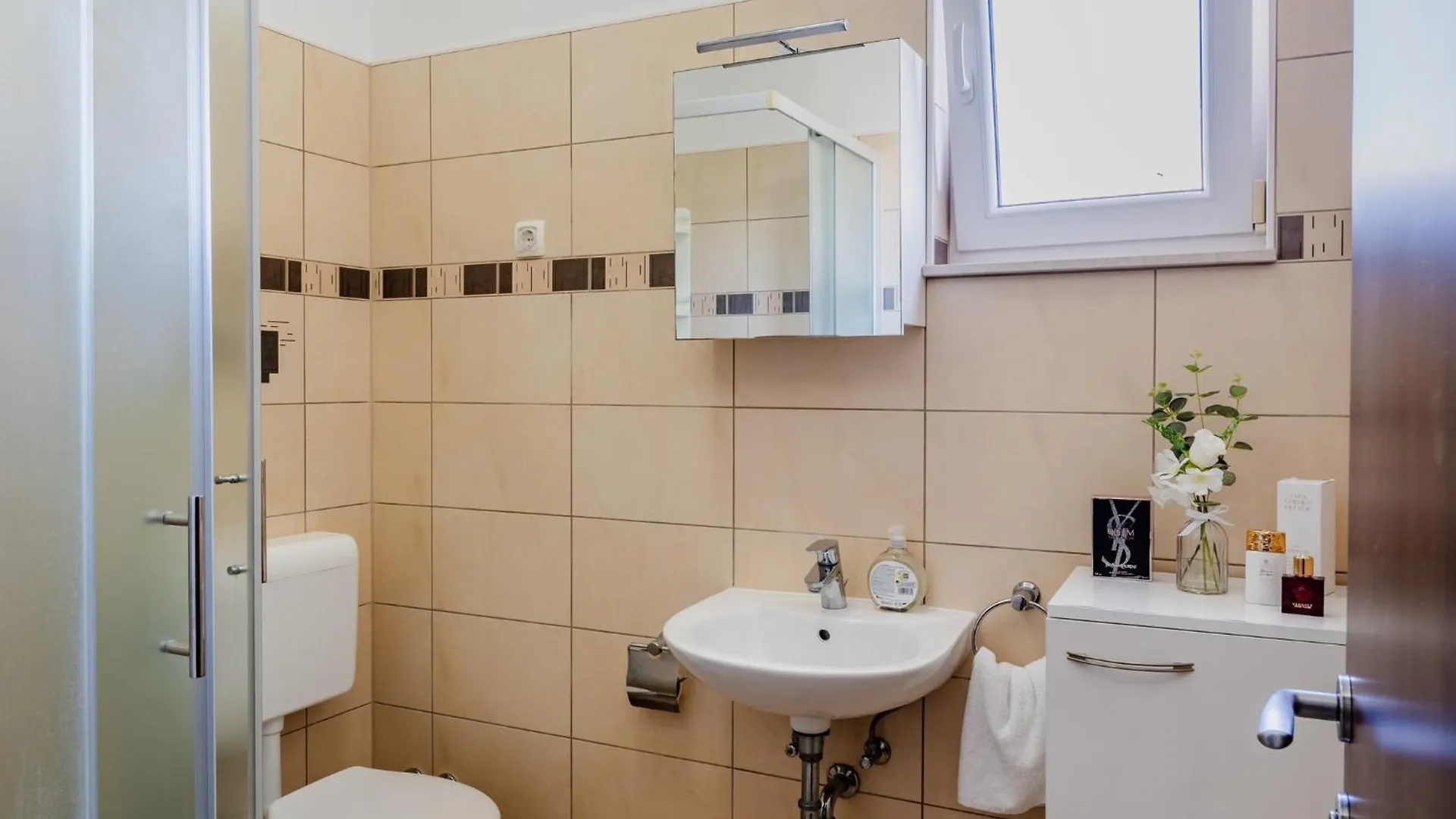 Apartments Krslovic Privlaka