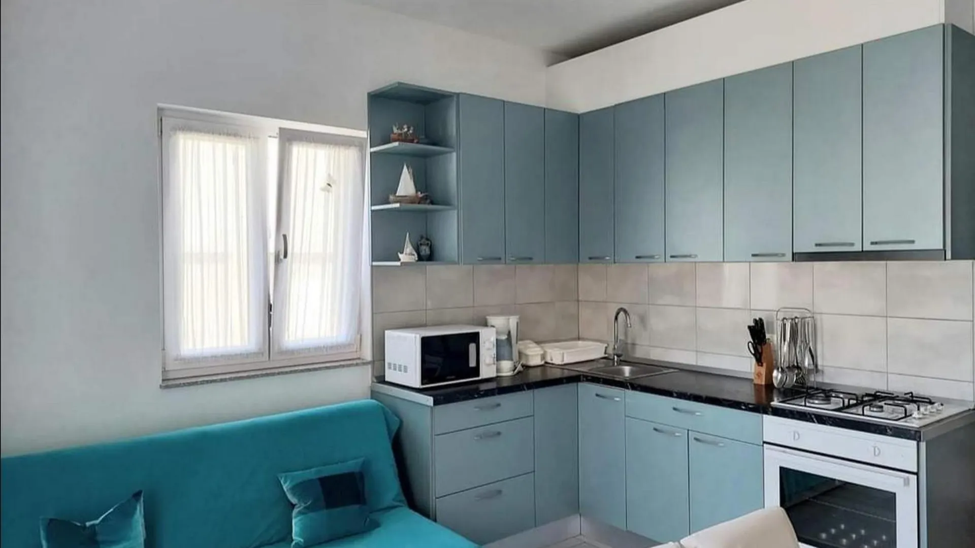 Apartments Krslovic Privlaka  Croatia